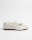 FLAT SHOE