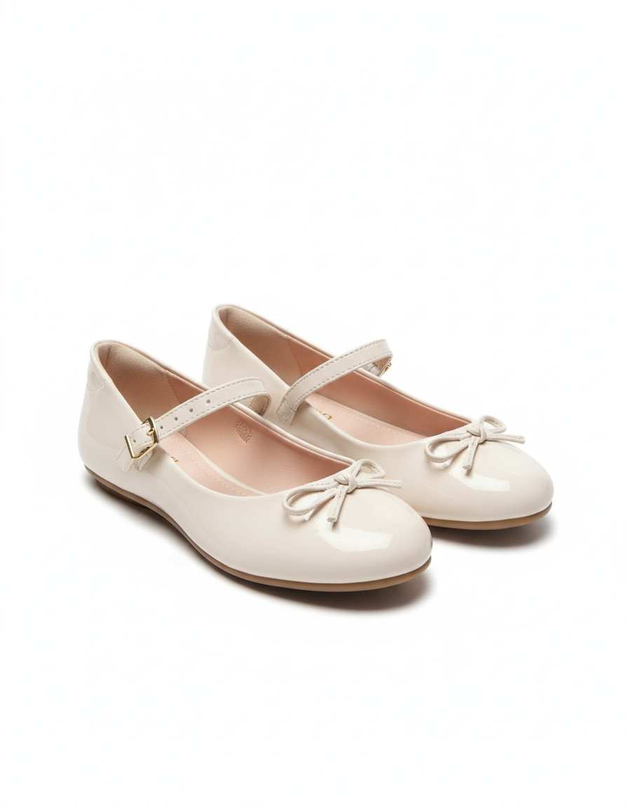 Girls Shoes Secondary image