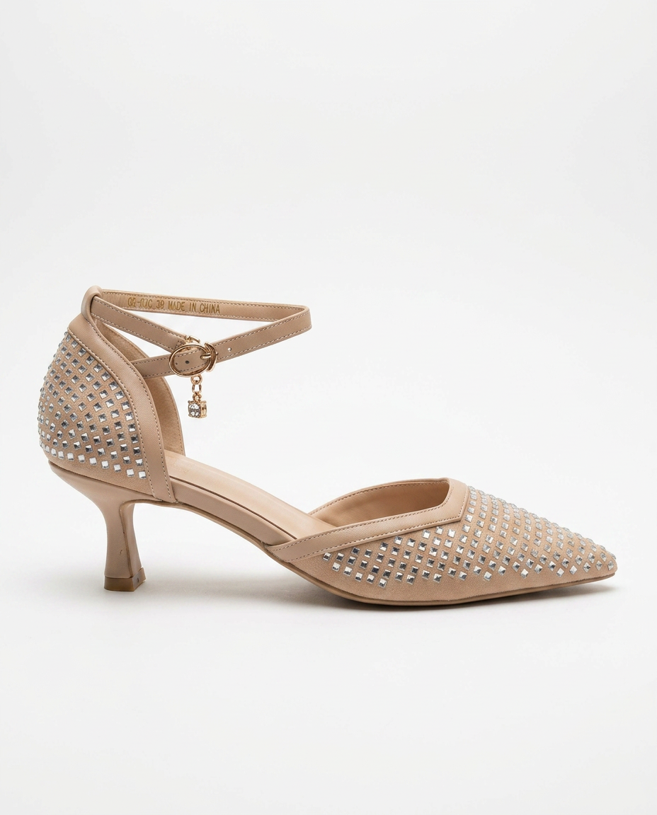 Kitten heels