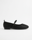 FLAT SHOE