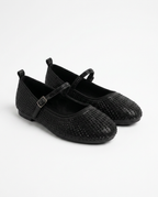 FLAT SHOE