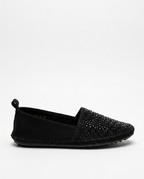 Flat shoe