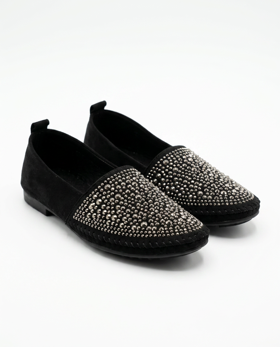 Flat shoe