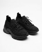 Trainer