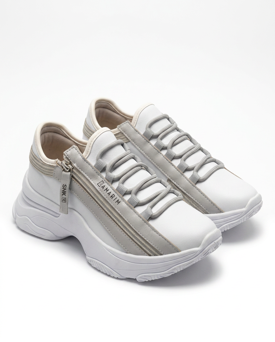 Sneaker