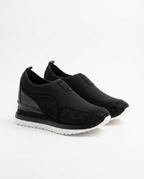 Trainer