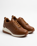 Trainer