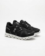 Trainer