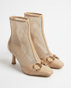 Net Pointed Boot