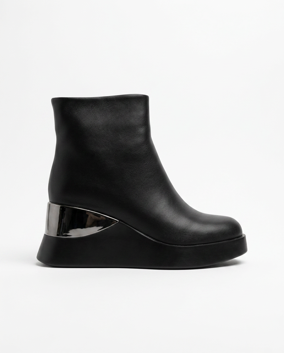 Square Heel Boot Main image
