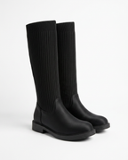 Flat high boot