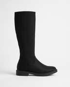 Flat high boot