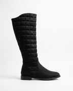 Flat high boot